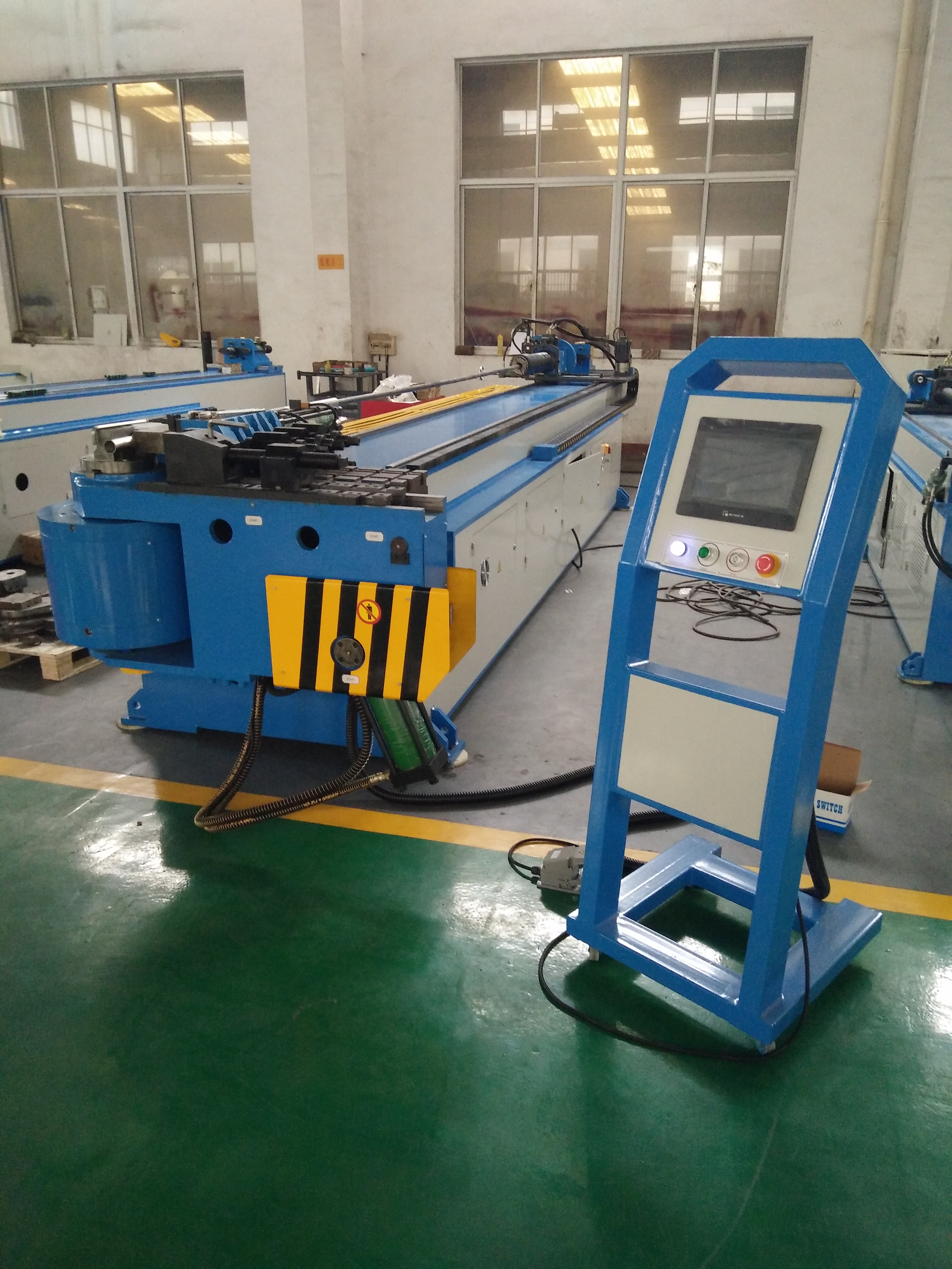 dobrador de tubos cnc