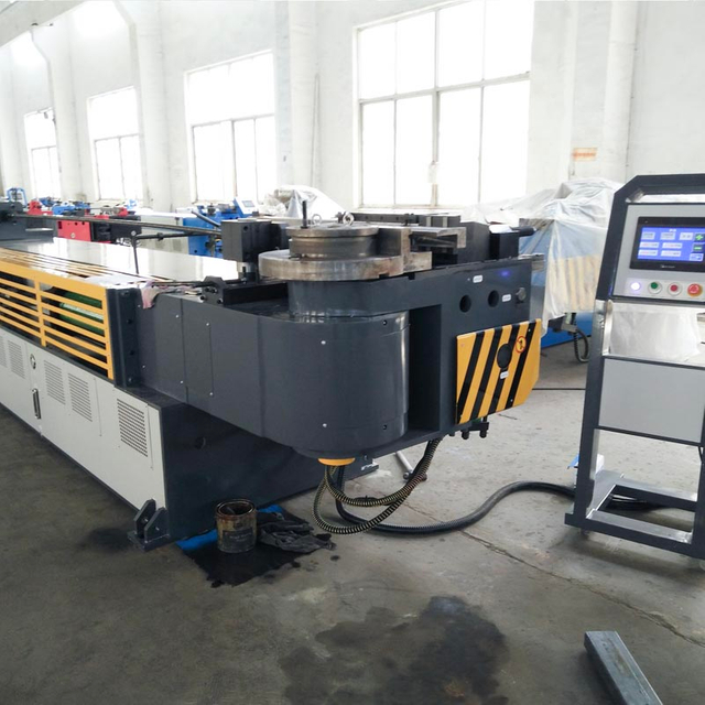 Máquina curvadora automática de tubos GM-SB-114NCB 