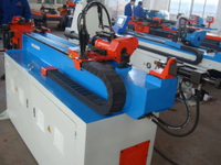 Máquina curvadora de tubos com 3 servomotores (GM-SB-18CNC)