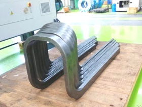 máquina de dobra de tubos cnc